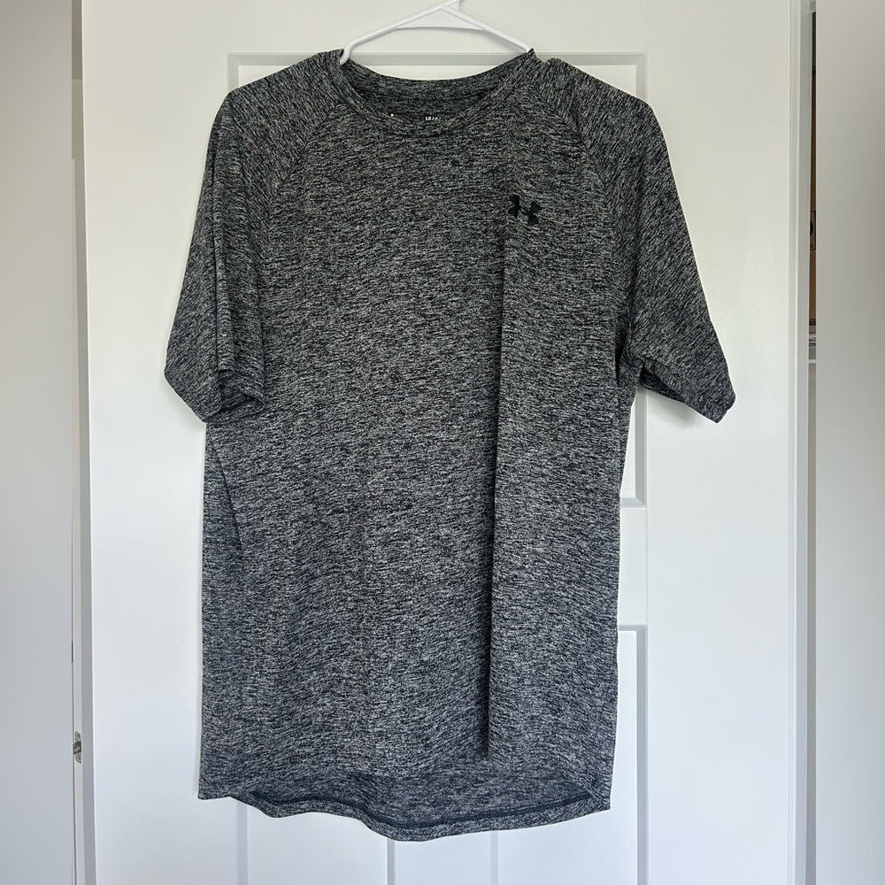 Under Armour Gray Short Sleeve Tee Casual Comfort